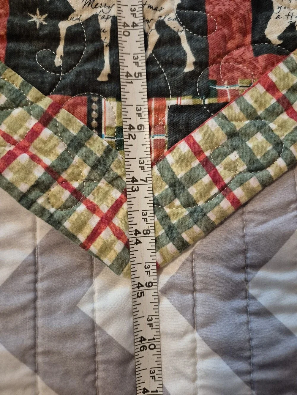 🌿5/$25 Quilted Christmas Wildlife Tablerunner